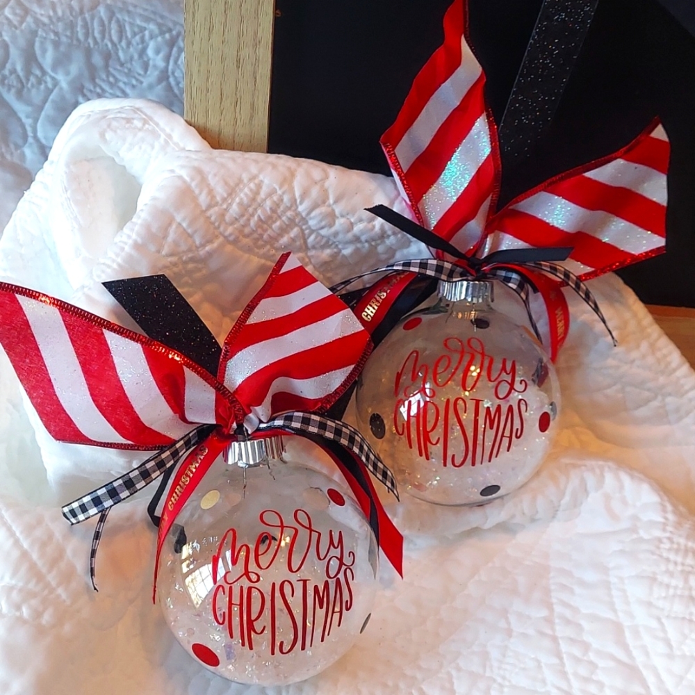 *🆕 Handmade Christmas Glass Bulbs Set of 2, Ornaments Gifts Merry Christmas NEW